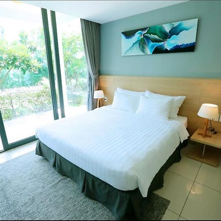Okinawa Villas And Beach Club - Oceanami Resort Long Hải Extérieur photo
