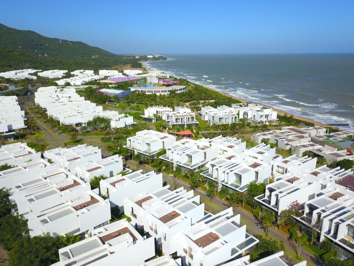 Okinawa Villas And Beach Club - Oceanami Resort Long Hải Extérieur photo