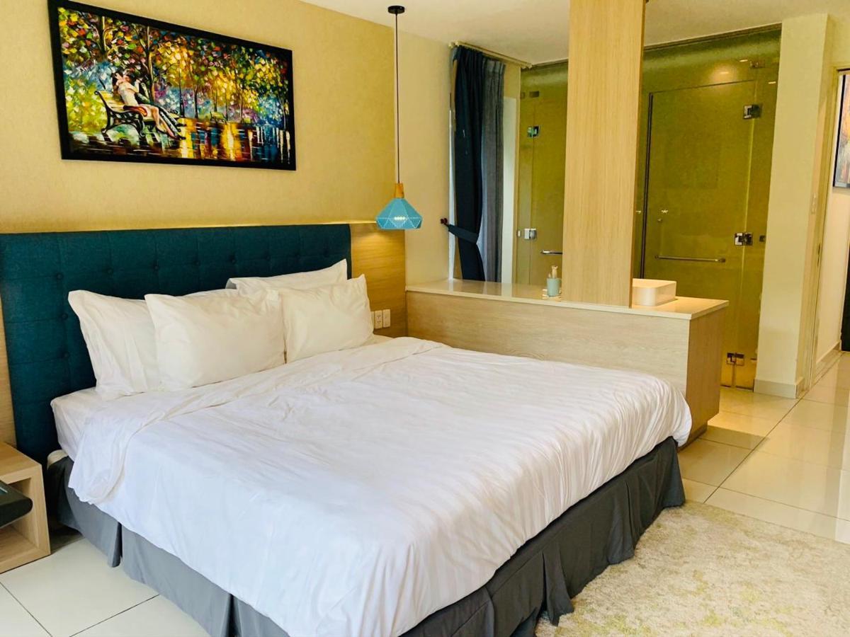 Okinawa Villas And Beach Club - Oceanami Resort Long Hải Extérieur photo