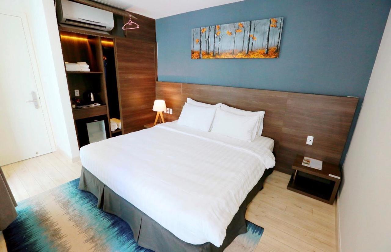 Okinawa Villas And Beach Club - Oceanami Resort Long Hải Extérieur photo